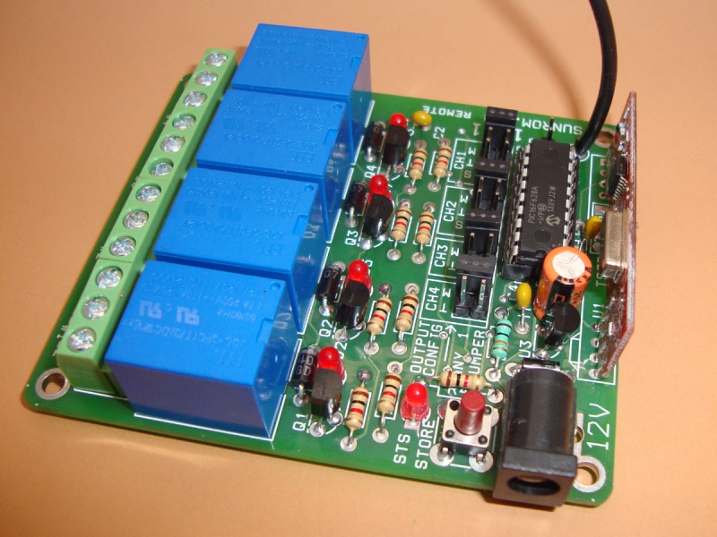 RF Remote Control Relays 4 Channels [1311] Sunrom Technologies