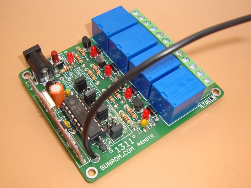 RF Remote Control Relays 4 Channels [1311] Sunrom Technologies