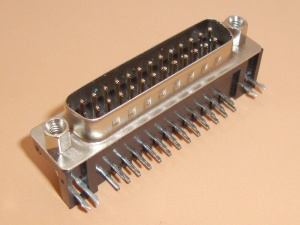 DB25 Male PCB Mount R/A