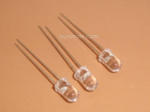 Phototransistor 5mm - Everlight PT333-3C Clear