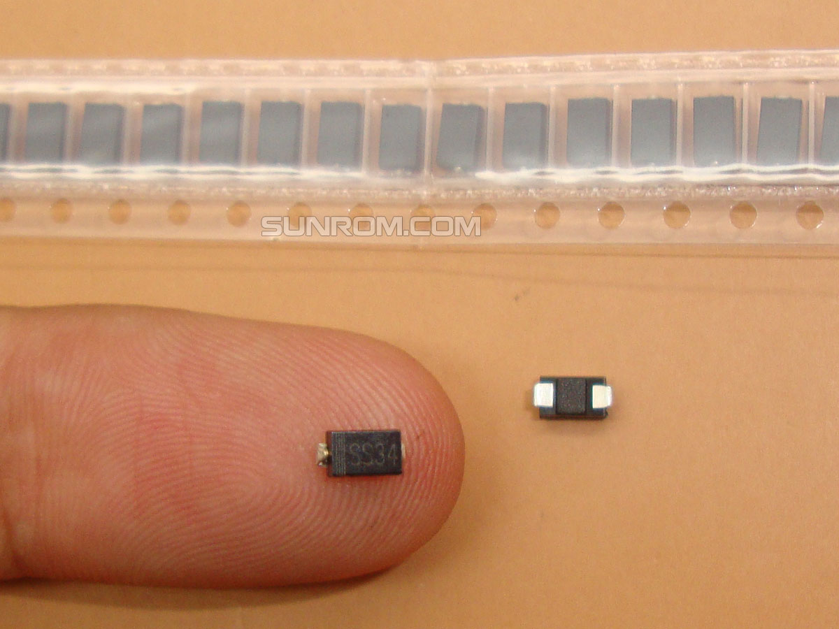Jual SS34 3A 40V Diode 1N5822 Dioda Schottky 3 A 40 V SMD DO-214AC - Kota Depok - Toko Aisyah24